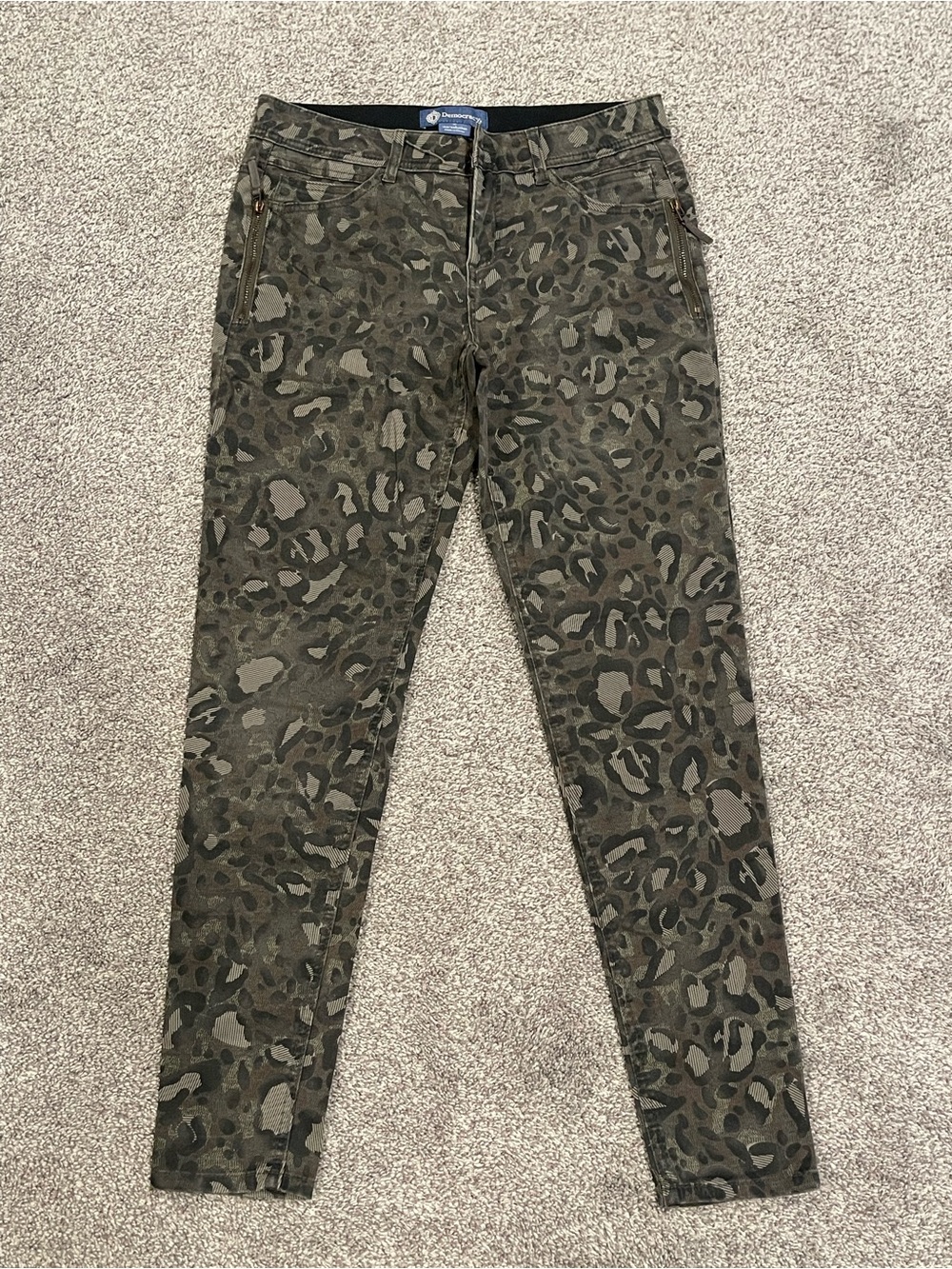 Democracy Absolution Skinny Jeans Camo Leopard Print Size 6
